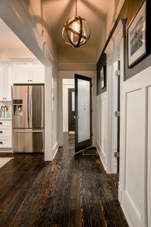 EVIntownAtlanta's tweet photo. With a sleek combination of history and modern craftsmanship, this Edgewood bungalow caught the attention of many during it's open house this past Sunday. 

1211 Mortimer Place is now under contract after being on the market for only a week! https://t.co/Mjo9gwxWlN