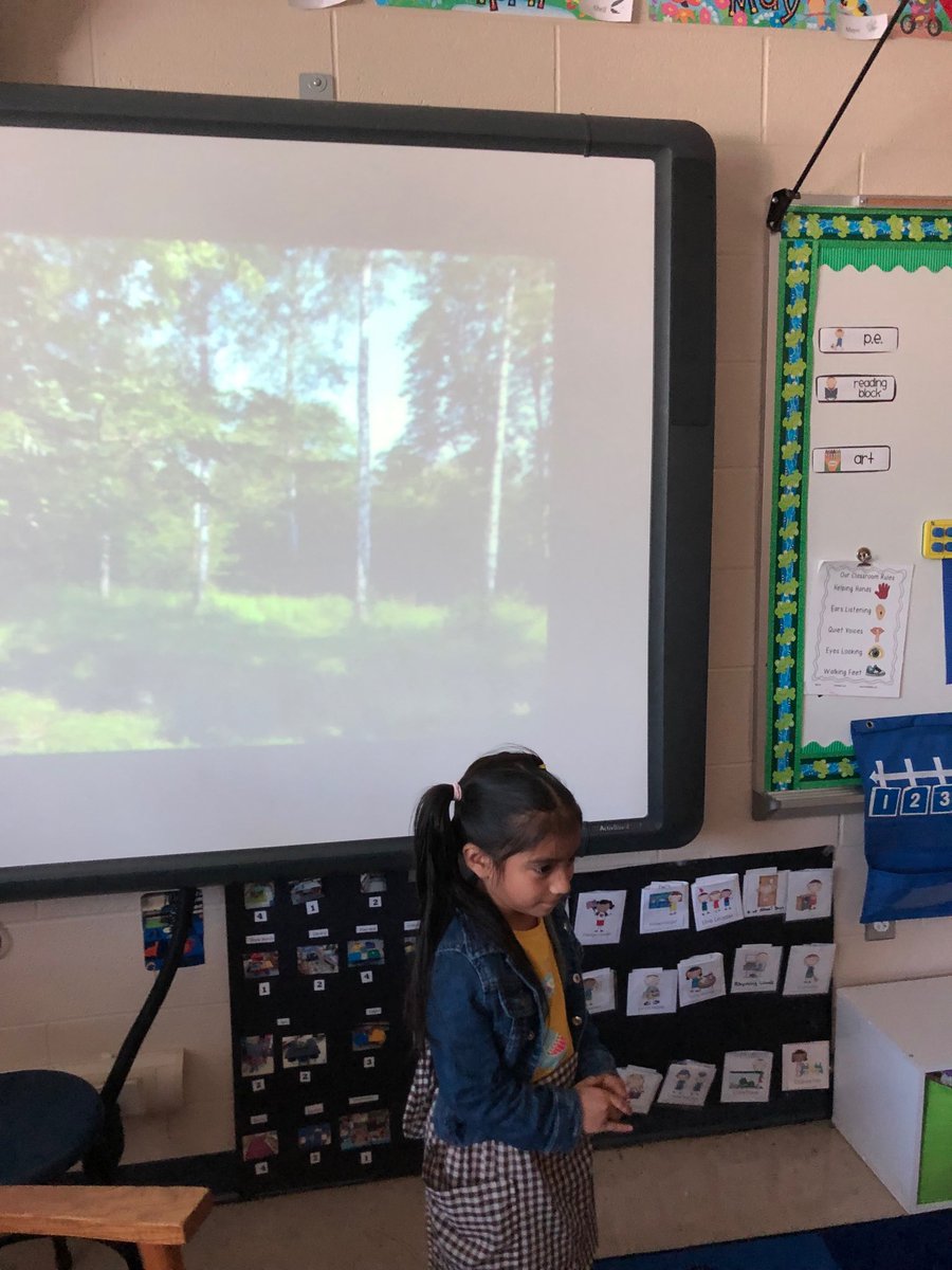 lisa_obrien2's tweet photo. Pre-K Acting at “The 3 Bears” after reading several versions of the story #Diggslatham https://t.co/PxkHwt6Boi
