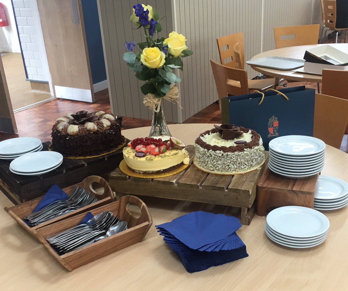 Mozzaderbyshire's tweet photo. A thank you goes a long way! Well done Jenny on winning employee of the month. Well deserved.@bev_lusty @jonoshart @HolroydHowe @josemurfinho @kitchen_kh @ShrewsEvents https://t.co/pAYOgyWOLq