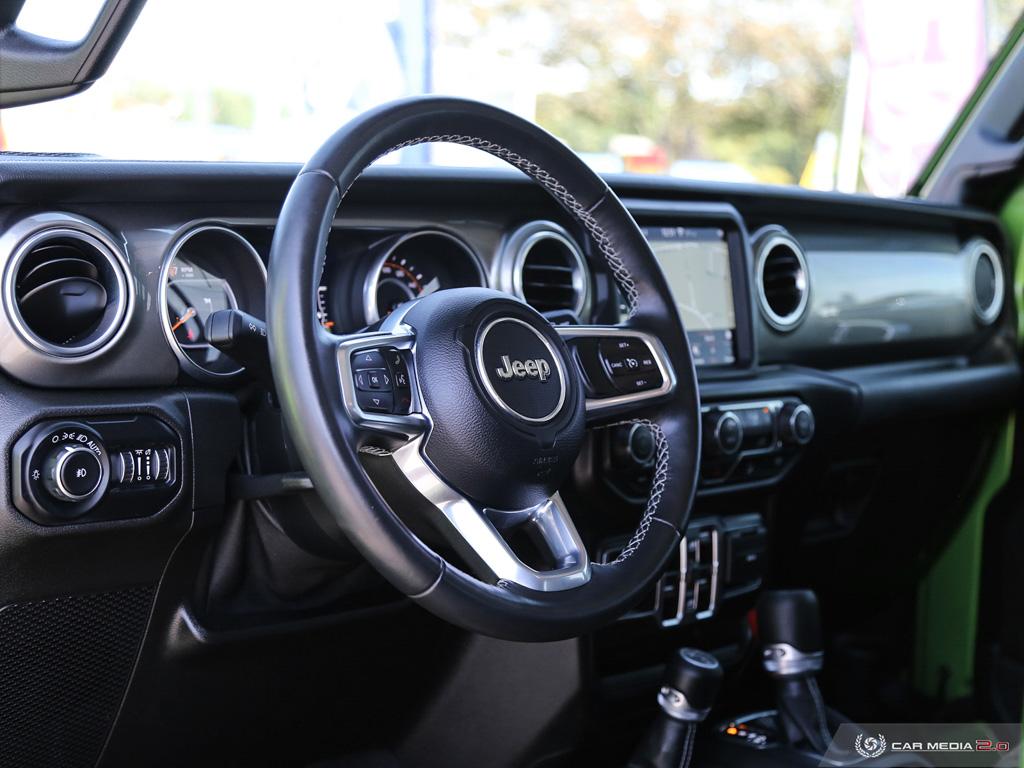 AutoChoiceSale1's tweet photo. 2019 Jeep Wrangler Unlimited Sahara 4X4
Beautiful bright green 4X4 Wrangler Unlimited with colour matching removal hardtop, alloy wheels, tinted windows.
.
.
.
#UsedCars #Barrie #AutoChoiceSales #QualityCars #Jeep #4X4 https://t.co/BY7vojV2OF