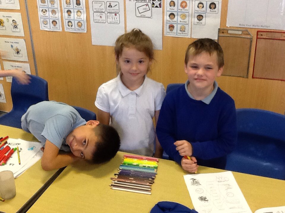 MissMcCnmps's tweet photo. P4a loving learning today! 😊✨ @NiddrieMillPS https://t.co/DbOb8osynk