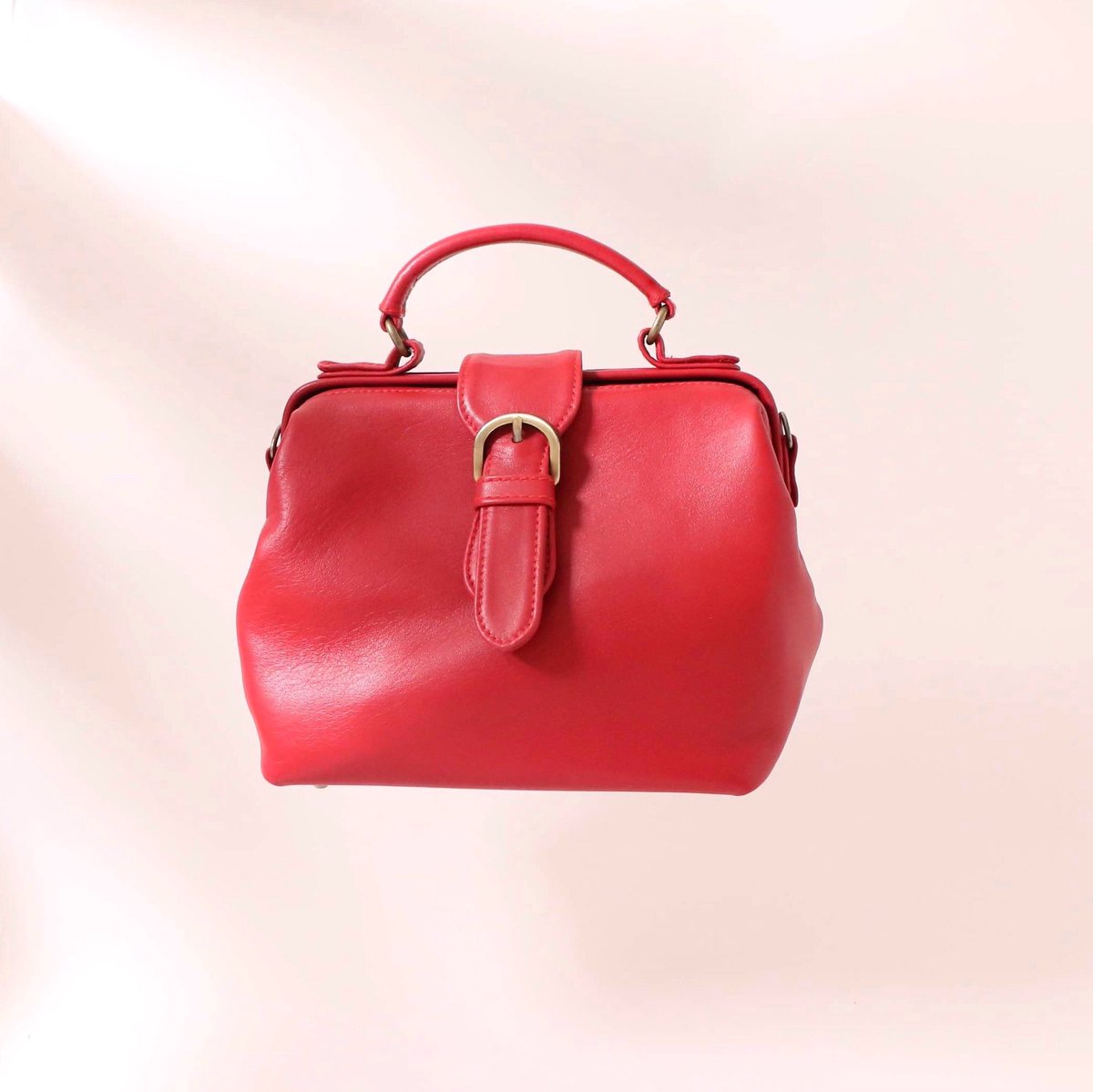 HandmadeTrista's tweet photo. #bag #tote #totebag #handbag #women #gift #leather #handmade #hobobag #shoulderbag #wallet #backpack #evening #shoulder #diaperbag 

https://t.co/wWrIkItfFj https://t.co/93XKT3w1q4