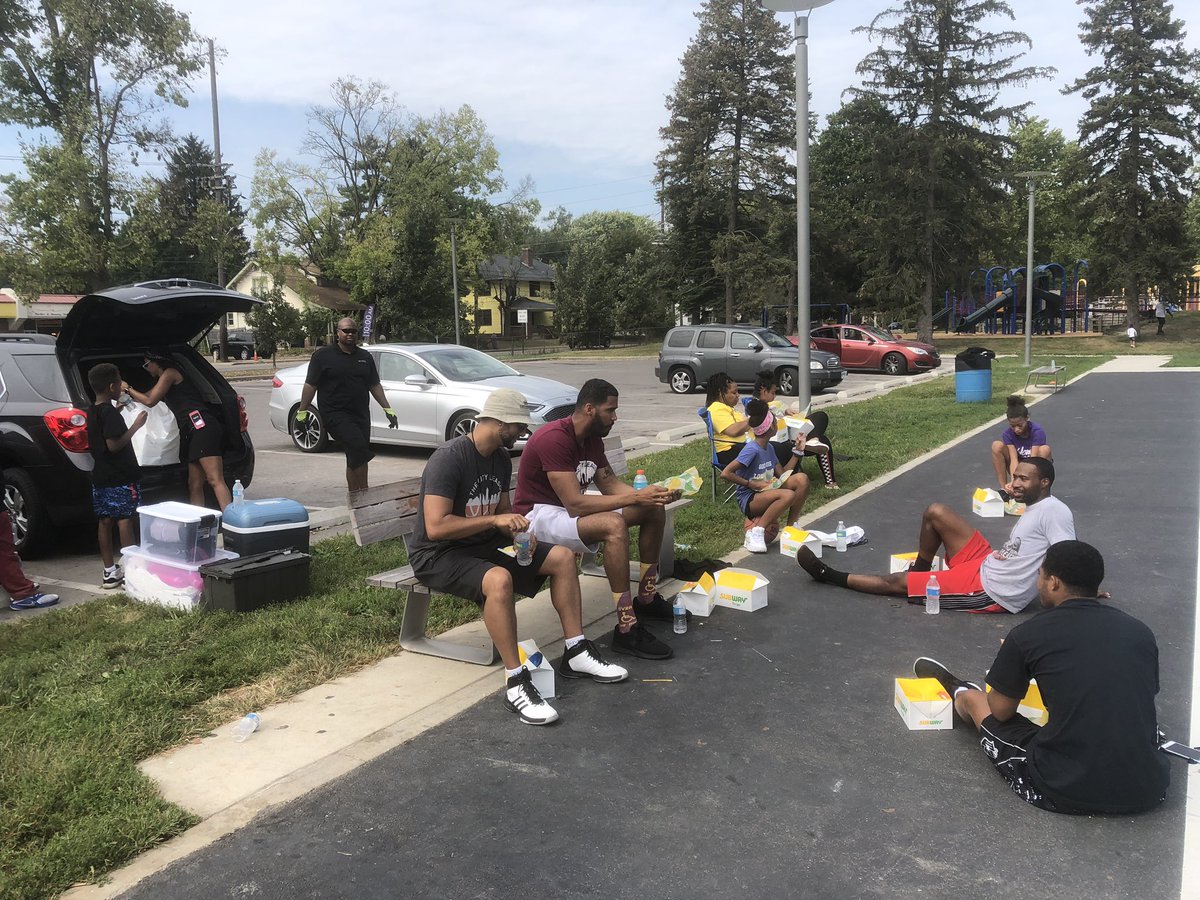We had a great day Saturday teaching some basketball to kids at <a href="/TarkingtonPark/">Tarkington Park</a> . Thank you to <a href="/MHSIndiana/">MHS Indiana</a> and @IndyParksFnd for making this happen. Nothing like basketball at the park on a beautiful day!