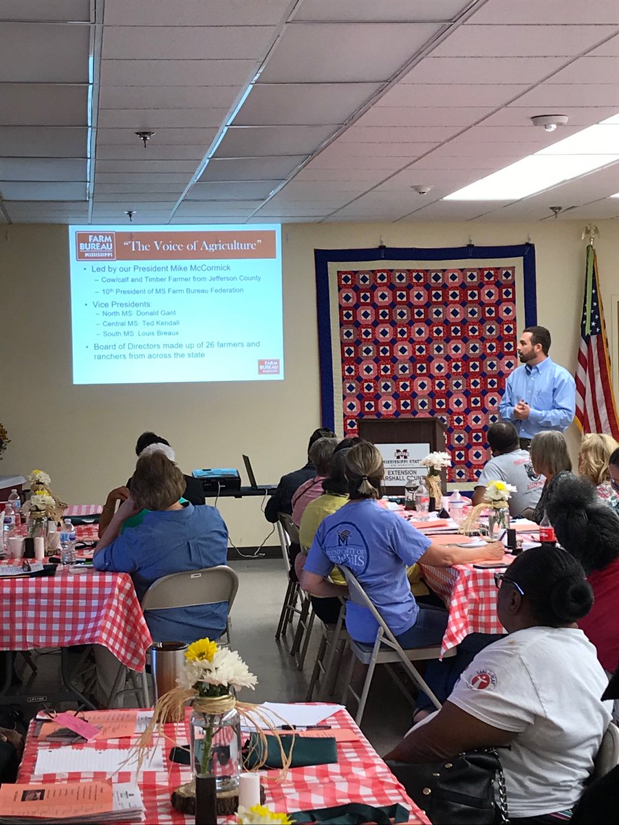 MarshallCoExt's tweet image. Will Gibson w/ Farm Bureau Federation kicking off the 2019 Marshall County Lady Landowners Seminar