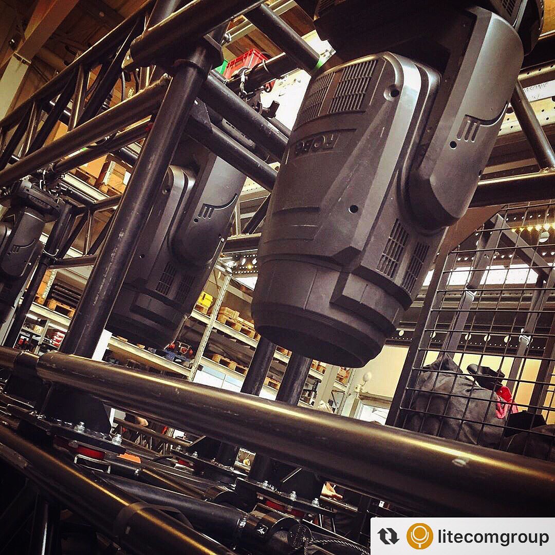 Robelighting's tweet photo. In Copenhagen, Denmark, for a #TechTuesday look-in at Litecom Group as they prep a new #lightingdesign with @Robelighting #MegaPointe luminaires. #robelighting #robegear #litecomgroup #lightingtech #techlife https://t.co/P5UpV33kIb