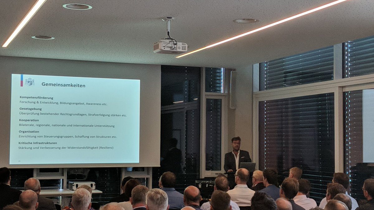CyberSecurityLI's tweet photo. "Volkskrankheit Nr. 1: Digitale Sorglosigkeit" (P. Thoma/LLV) #ProIT #Cybersecurity #Liechtenstein https://t.co/OnuTn4aItm