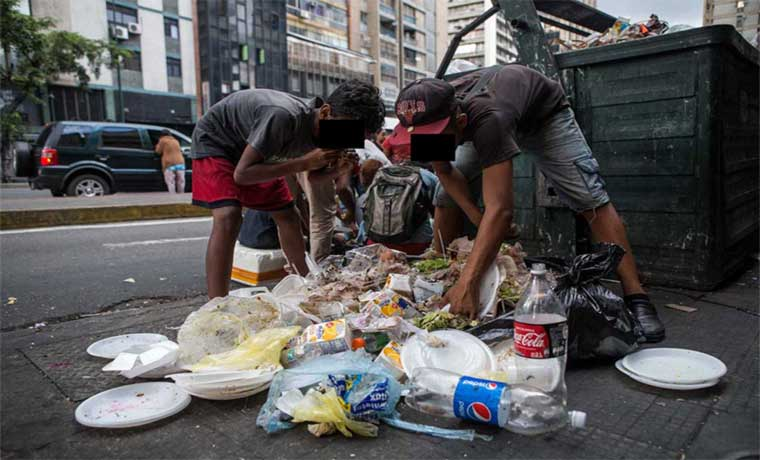 tealdif's tweet photo. 1° foto 
Niña que predica el comunismo, disfrutando de su desayuno vegano (carísimo) en el infierno capitalista que le roba la infancia
2° foto 
Niños que realmente viven en el paraíso comunista, disfrutando de su desayuno y sin que nadie les robe la infancia

#gretathumberg https://t.co/29DxnnWqsw
