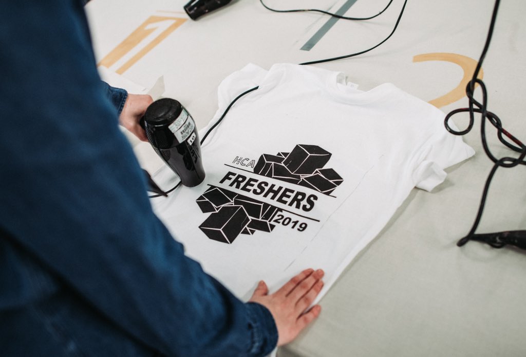 HerefordArtsCol's tweet photo. Thanks to everyone who joined us for our #freshersfair today. Great conversations and happy students with freebies, free pizza 🍕and diy screen printing t-shirts 👕 We’re loving #hcafreshers2019 week! #insidehca https://t.co/yXC6NisEuf