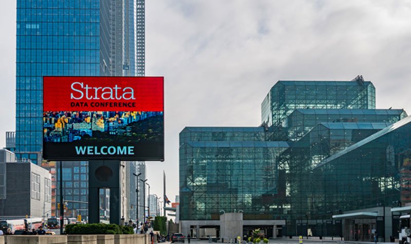 We will be at @strataconf this week. Stop by our partner @MemSQL’s booth, #829, to view Sisense’s latest innovations. And join us on Thursday at 3:45 for @dscottcastle's discussion on scaling the #tech stack of our #analytics platform. bit.ly/2mLJGYH  #StrataData