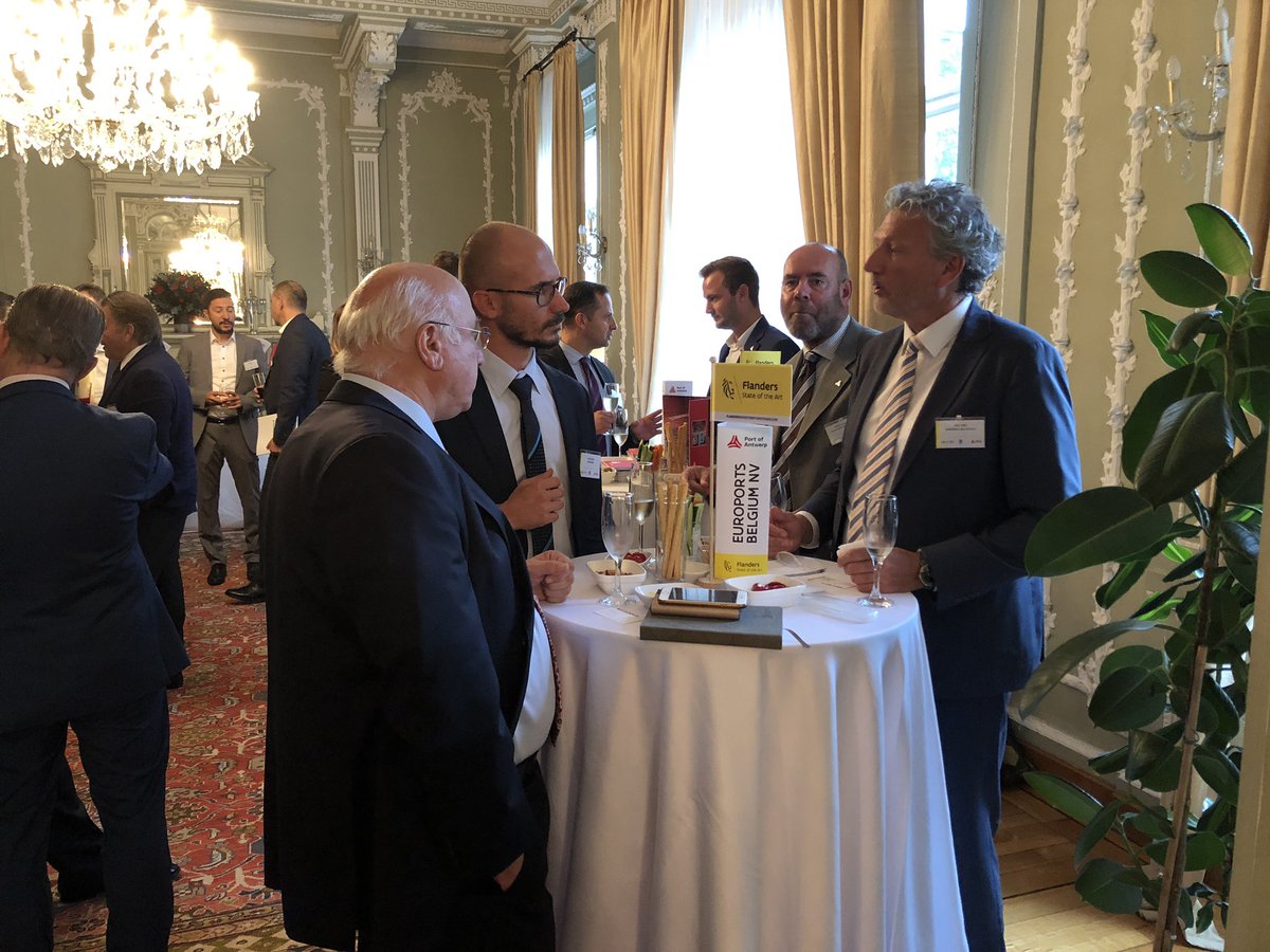 carla_cq's tweet photo. @PortofAntwerp presenting itself as European steel hub in Istanbul. 6 companies of the Antwerp Port Community joined us. #steel #antwerpxl2020 https://t.co/tmTwpabAyG