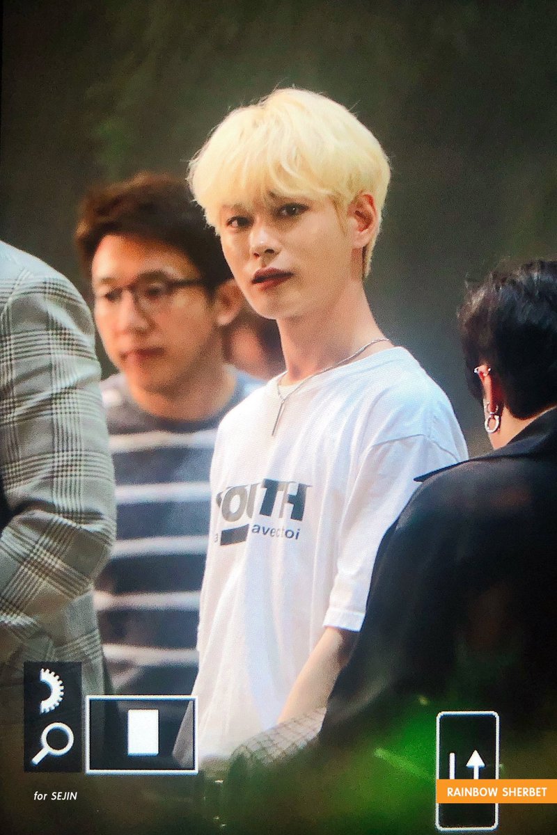 silv_er___'s tweet photo. 이세진 진짜 그 누구보다 옵깅 자유자제

옵                                                깅 https://t.co/L3bmMYF1qr