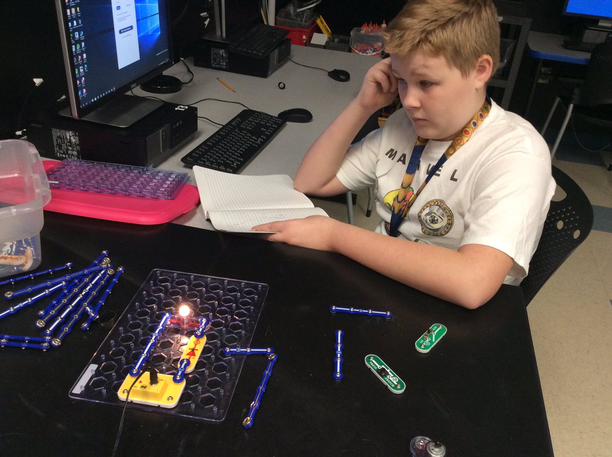 jmnungesser's tweet photo. Today’s work in circuits....diodes, motors, and LEDs! #BirdvilleLearns @SMSRaiderNation #NungesserClassroom #GTT2 https://t.co/iEUJ3JudAW