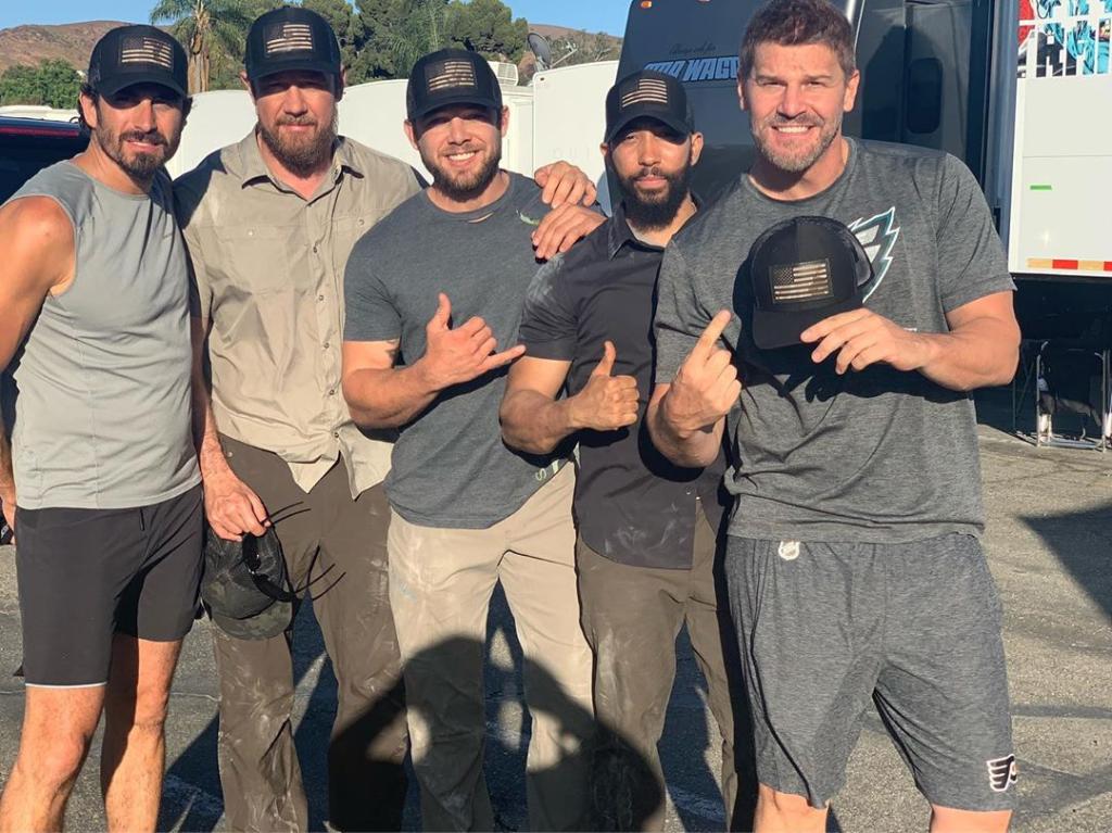 SEALTeam_pplus's tweet photo. Squad lookin' sharp! #SEALTeam
-
📷: @David_Boreanaz https://t.co/CBqAFqCiyX