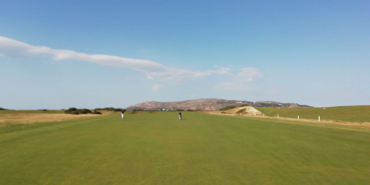 Aldogg77's tweet photo. @conwygolfclub what a weekend of golf- great course- cracking weather!! Just a little too windy for my liking- definitely be back! Staff and members all very friendly and welcoming - made the course even more of a pleasure to play!!🌪🏌🏾‍♀️ https://t.co/ZXGaddgEMq
