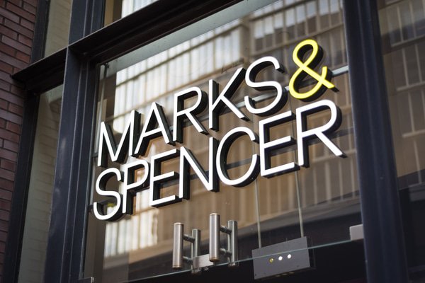 #MandS clothing &amp; home #supplychain director resigns. ow.ly/HTSY50woI5b
