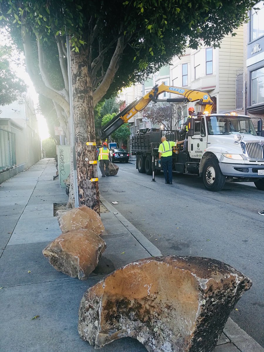 This is the City literally putting up  25+ boulders to keep homeless people out of public space. 

This is Clinton Park in the Mission. 

Thousands of dollars spent on #HostileArchitecture that could be spent on housing and healthcare.