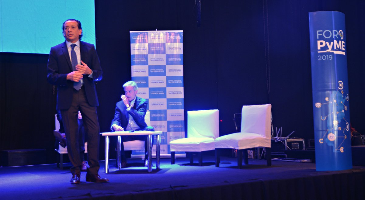 INTIargentina's tweet photo. Participamos del #ForoPyme 2019 organizado por el
@PRODUCCION_ARG donde cientos de #pymes tuvieron la oportunidad de mantener reuniones de negocios con las principales empresas del Estado para ofrecer sus productos y servicios y tener la posibilidad de convertirse en proveedoras https://t.co/AFpDACQwWp