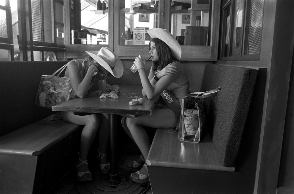 Congratulations to the winners of Female in Focus 2019. Their work will go on show at <a href="/united_photo/">United Photo Industries</a> in New York this October
Winning images by Fern Berresford, Stephanie Noritz, Sarah Blais, Fiona Morris
See all the winners at femaleinfocus.com