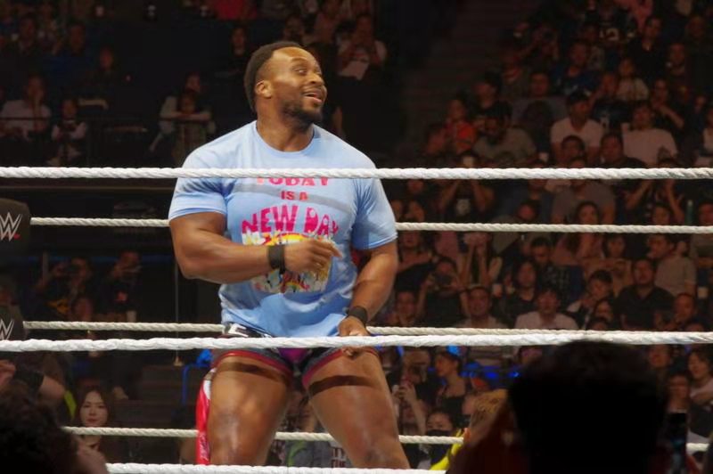 Wrestling19977's tweet photo. @TrueKofi @WWEBigE @XavierWoodsPhD Thank You for a great show in Shanghai, China! Today is a New Day! #WWEShanghai https://t.co/oq5uKP4iI3