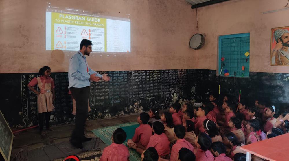 People_TCS's tweet photo. In support of #SHS2019, TCSers have been out in full swing conducting awareness camps about the threat of plastic at schools. They also collected waste around various @TCS campuses. Here's a little glimpse into their activities.

#TataCares #TCSEmpowers @PMOIndia https://t.co/bzUp8YEuom