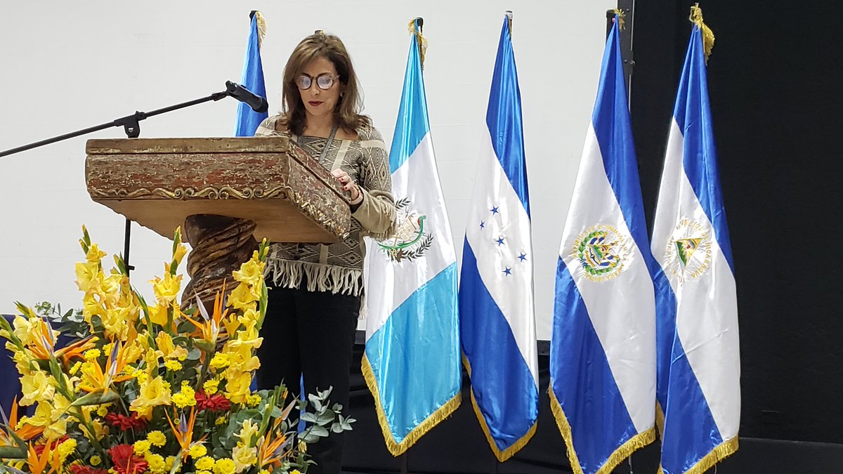 35 empresas guatemaltecas con productos hechos a mano se lanzarán en eBay  con comercio electrónico nos comenta <a href="/LuisaVillavice2/">Luisa Villavicencio</a> Presidenta del comité organizador de #NWC2019 vamos por más exportaciones!!