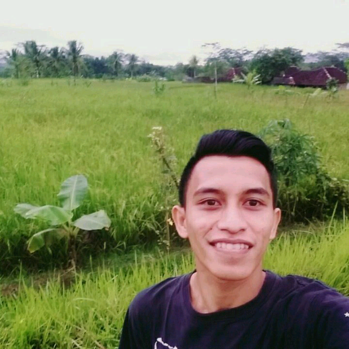 aski_askie's tweet photo. askie on YomeLive 6289630449821
https://t.co/8G5zZfc86U https://t.co/dpyasE07y6