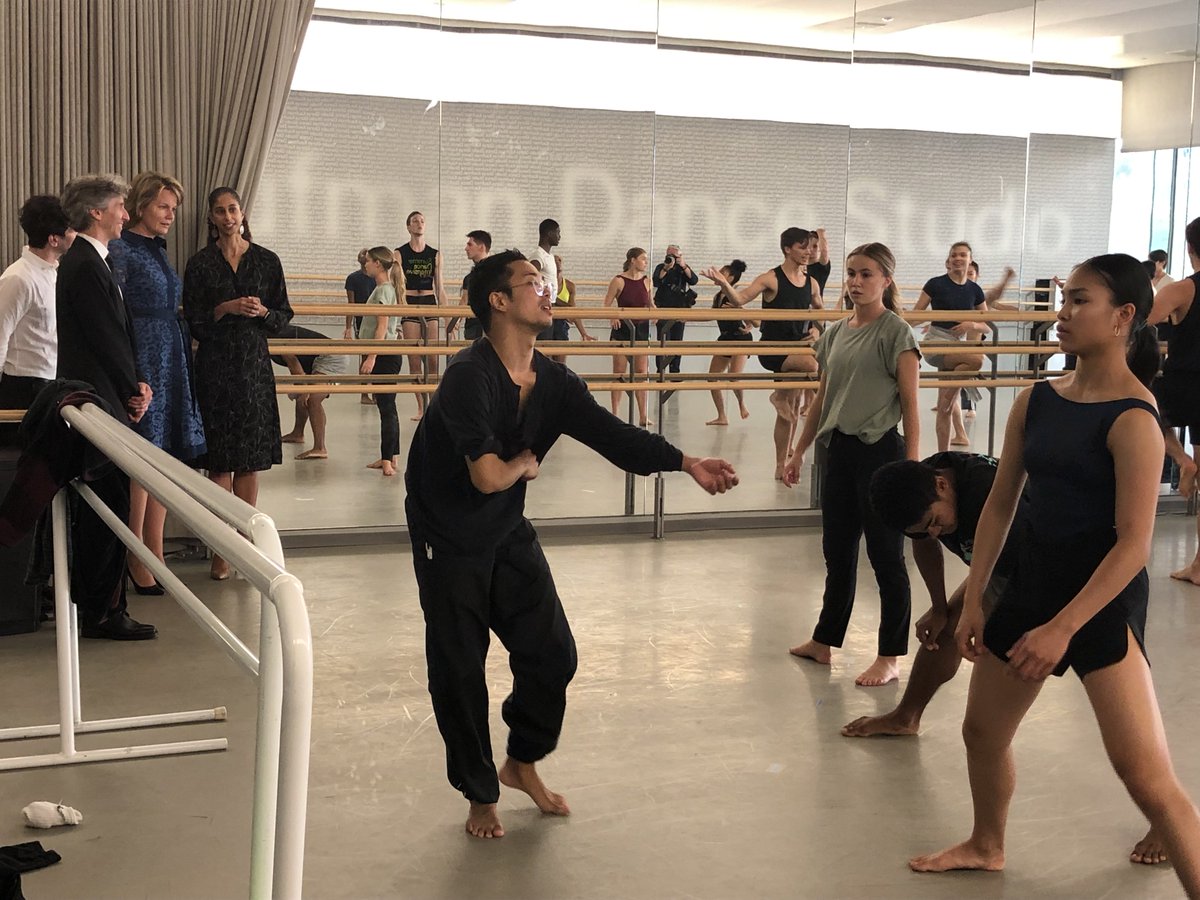 Consulate General of Belgium in New York (@belgiuminny) on Twitter photo Yesterday we had the honor to accompany Her Majesty Queen Mathilde on her visit to the renowned <a href="/JuilliardSchool/">The Juilliard School</a>.
Her Majesty (<a href="/MonarchieBe/">Belgian Royal Palace</a>) celebrated the strong ties between the Juilliard school, Queen Elisabeth Competition (@qeimcbelgium) and the MusicChapel (<a href="/MusicChapel/">MusicChapel</a>). Yesterday we had the honor to accompany Her Majesty Queen Mathilde on her visit to the renowned <a href="/JuilliardSchool/">The Juilliard School</a>.
Her Majesty (<a href="/MonarchieBe/">Belgian Royal Palace</a>) celebrated the strong ties between the Juilliard school, Queen Elisabeth Competition (@qeimcbelgium) and the MusicChapel (<a href="/MusicChapel/">MusicChapel</a>).