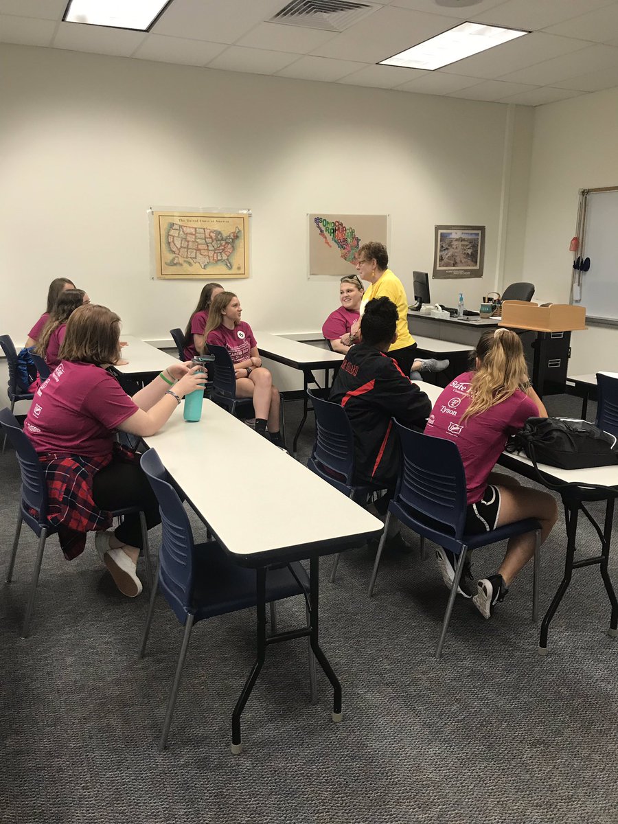 Bmartinjc's tweet photo. First session at State Fair Career Day!! JCHS representing! https://t.co/nZISg9Ia3C