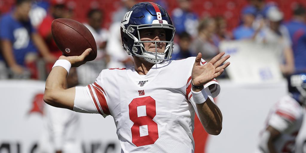 NFL's tweet photo. .@Daniel_Jones10
And who else?

The 10 BEST waiver wire pickups for @NFLFantasy Week 4: https://t.co/jskDFq5lOM (by @kfc) https://t.co/onTwKuPKN8
