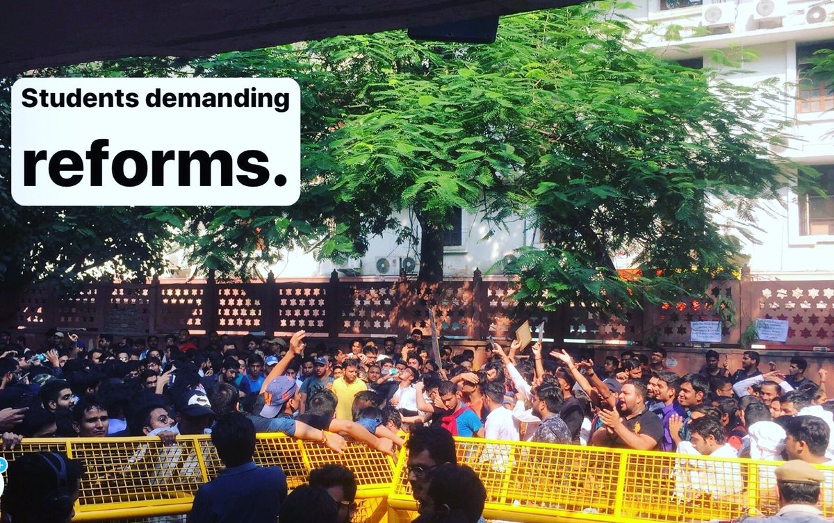 SaraogiPrerna's tweet photo. My humble appeal to all the students, no matter what you are studying, plz support this cause of reforms requested by CA students. A fair evaluation of my answers in an exam, is it too much to ask? Plz join this movement for the right of every student. #dearicaiplschange https://t.co/6fZ7qs6E99