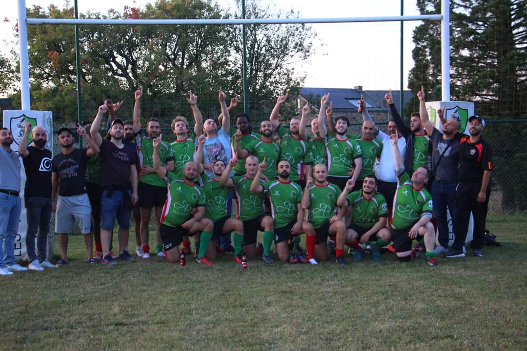 RacingJetBXL's tweet photo. 1ère victoire ce samedi 21/09 des seniors face au stade marchois pour toi Édouard #InMemoriam  #fierte #matchday https://t.co/hYDzDJASnf