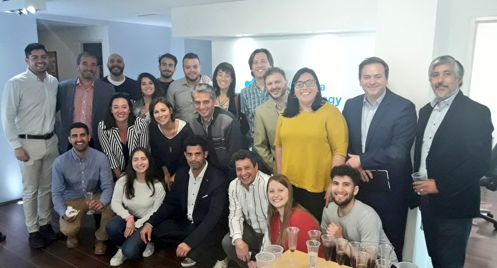 CordobaCluster's tweet photo. #BuenMartes Mañana 25/09 el @ClusterCba cumple 18 años desde su fundación. Hoy lo celebramos con los #SociosCTC que estuvieron presentes en la reunión de #ConsejoCTC. Muchas Gracias! FELIZ CUMPLE!!! #Cluster18 https://t.co/w5yG1FVIRu
