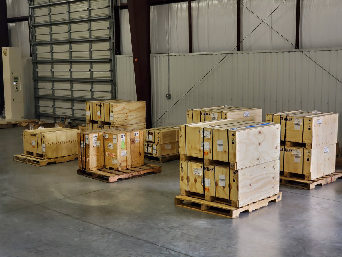 TexasOilpatch's tweet image. Our #TOPS Team making it happen with this large #Timken shipment headed to the Permian Basin!

#WeAreAppliedUSEnergy #OilandGas #OilandEnergy #CustomerService