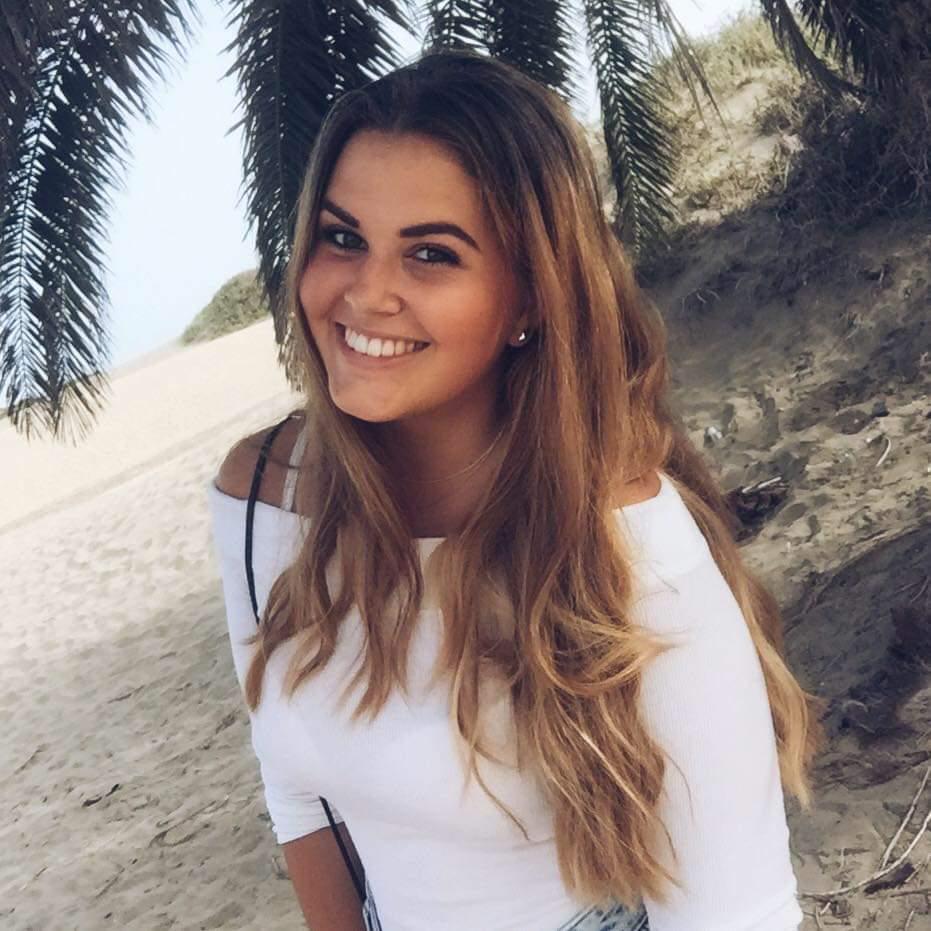 SandraHaket's tweet photo. Wie o wie helpt mijn dochter aan een interessante afstudeeropdracht; 

https://t.co/SVTERjkF9c

Tot dan!
Quinty Brunt
Liken en delen wordt gewaardeerd https://t.co/oskodCfY0H