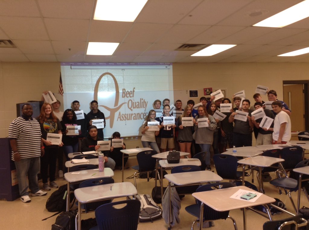 Coachb02que's tweet photo. 100 % of MCHS 1st Semester Agriscience Students received their Beef Quality Assurance Credential....Great thing happening in our AG Program @TigersMCHS #IgniteExcellenceMCSS https://t.co/ujJFJAfsxG