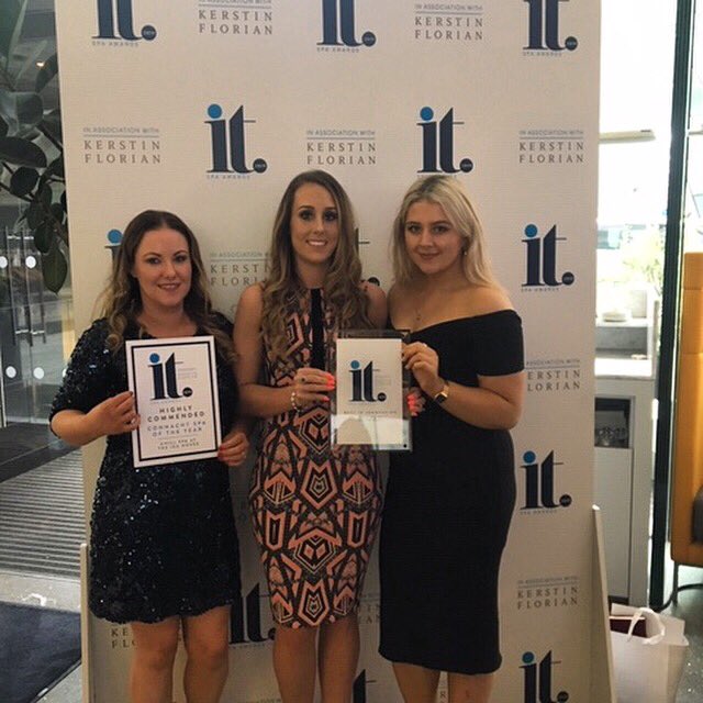 IceHouseMayo's tweet photo. We’re thrilled to come home yesterday with 2 awards from @irishtatler Spa Awards 2019 with the Best in #Innovation and Highly Commended Spa in #Connacht! Thank you to everyone who made it possible and for your continued support 😘 #ChillSpa #Award #itSpa19 #Spa #IceHouseMayo https://t.co/GL2Ku10bwi