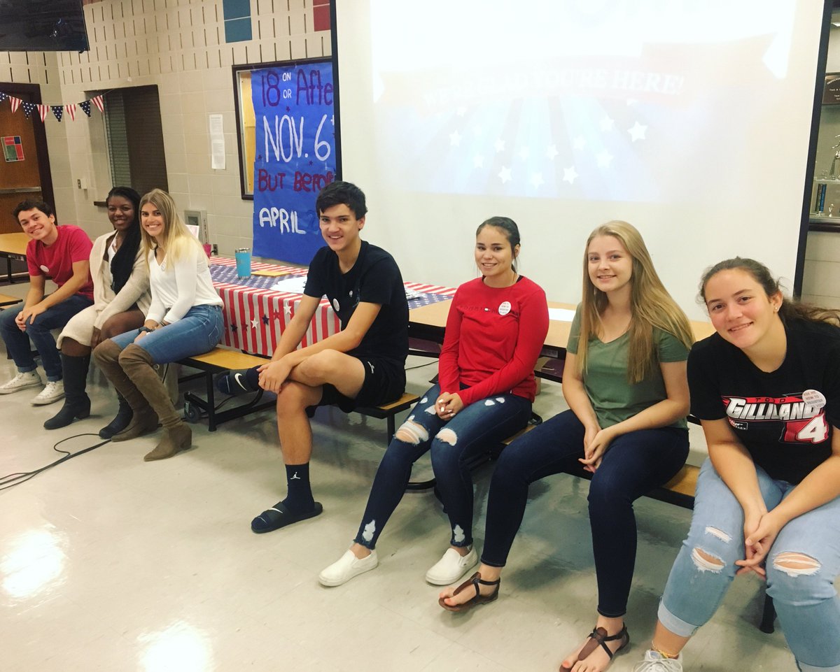 GardenSpotEng's tweet photo. Thank you to everyone who came out to support our voter registration initiative! We'd like to thank Mr. Johnson &amp; Mrs. Clement for taking pix at our event. We'll be posting those soon! For now, here are some behind the scenes pix from this morning. @ELANCOSD @GardenSpotHS https://t.co/Cq65xmC2JK