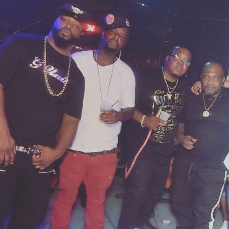 djdajon317's tweet photo. Hung out with my partners...
Super Producer Dj Taz.. Jizzal from the Franchize Boyz.. and CkW...
#atlanta #zone6 #buckhead 
@venue_atlanta 
#gunitsouthdjs @gunitsouthdjs https://t.co/0TaLrnIo8W