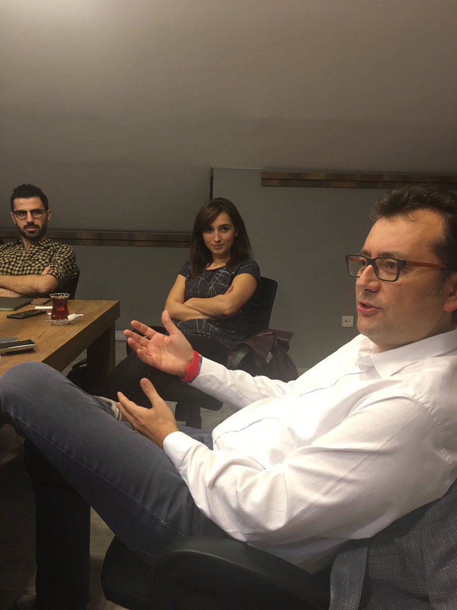 Fintech10TR's tweet photo. Fintech10 2.dönemin 2.gününde bugün Ödeal Kurucu ve CEO’su Fevzi Güngör ile birlikteyiz. Güzel bir sohbet devam etmekte...
@OdeaLFevzi 
#fintech10 #fintech #fintek #istanbulfintekmerkezi https://t.co/MRrH1PHdFT