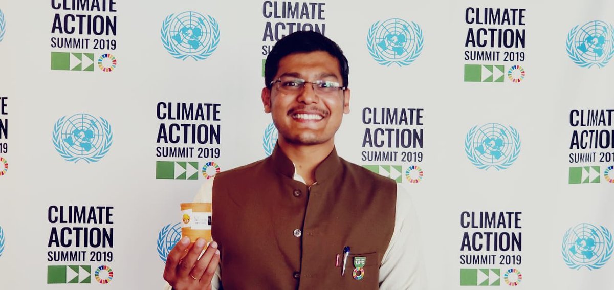 SinghalSailesh's tweet photo. @AnupamPKher Sir I want to meet you and present you the #Khullad as we are in the process of making #UnPlasticIndia on the lines of our PM’s vision of eliminating single-use #plastic
Khullad has been called the ‘Glass of Sustainability’ by various global leaders. #UNGA https://t.co/YdpsthYKxR