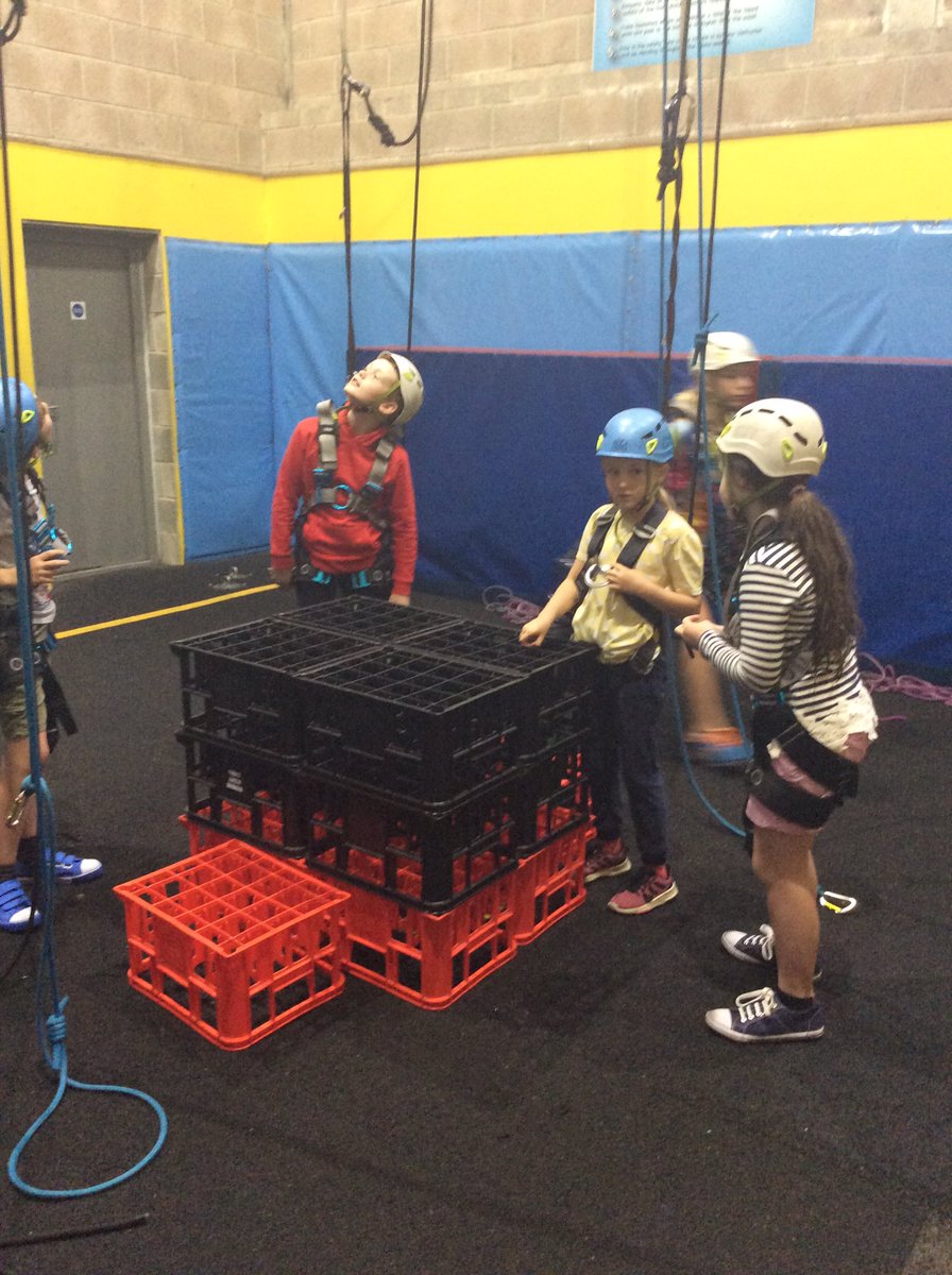HemingtonPS's tweet photo. Super team work and cooperative skills today during the crate challenge! https://t.co/RqYS1IrSob