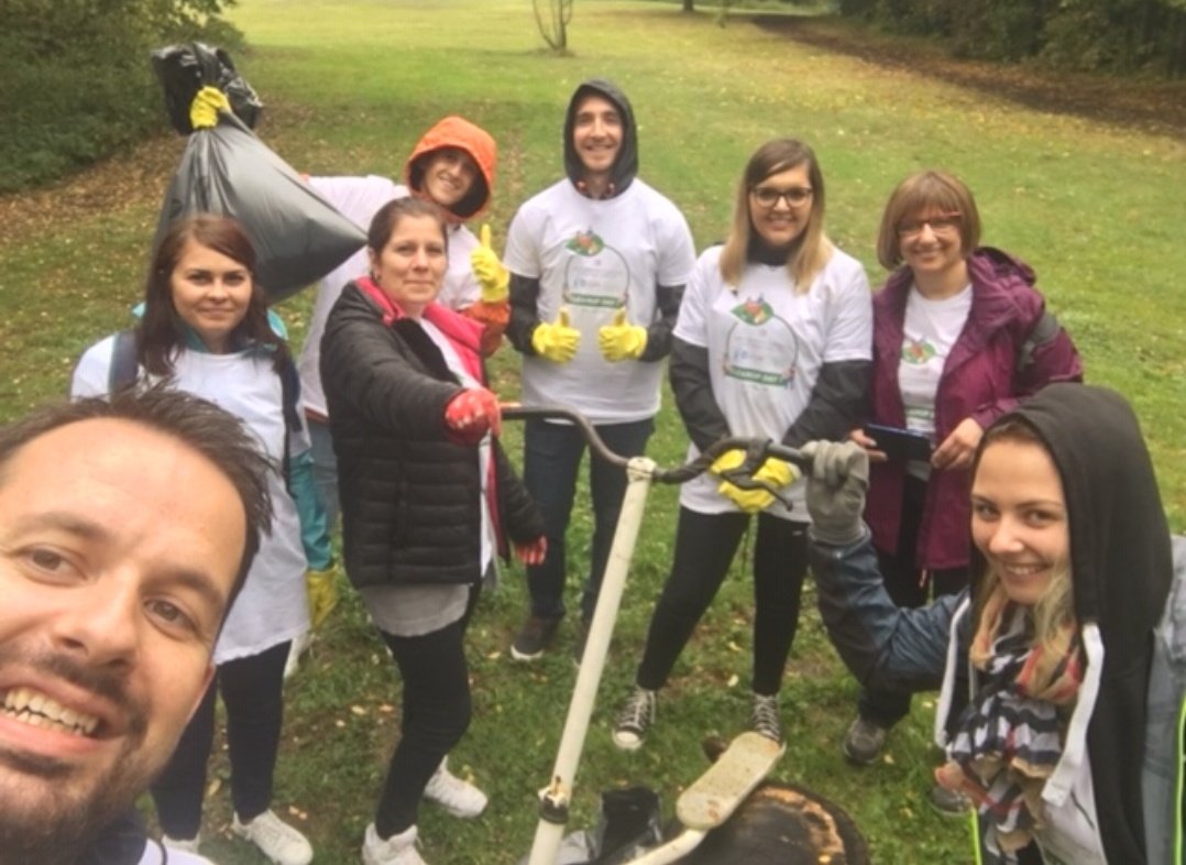 ExpertsAxis's tweet photo. Une sacrée trouvaille lors de la Clean UP Day. Félicitations aux équipes d'Hénin Beaumont 👌👍

#cleanupday #wordlcleanupday #environnement #ramassagedesdechets https://t.co/0OTlIgUKt0