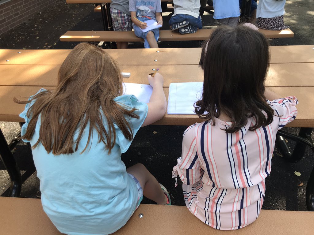 OfeerK's tweet photo. Using he Fresh Fall air to inspire our writing ❤️2K #rockgrnj https://t.co/jtOBfwsytV