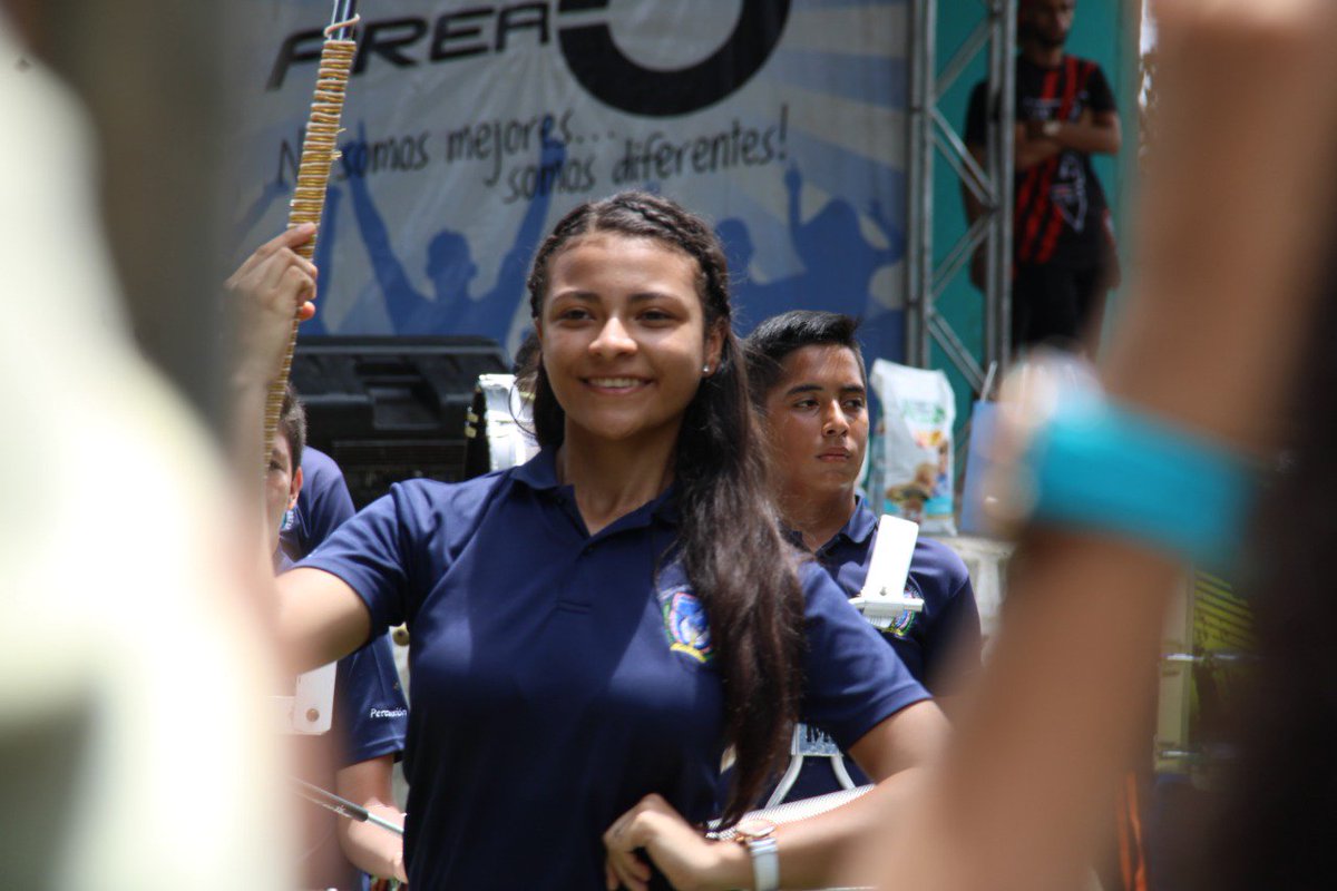 de_ocu's tweet photo. Feria De Mascota Ocú 2019
@castillero_me @de_ocu  @radiopanama https://t.co/C8ta7QyHSO