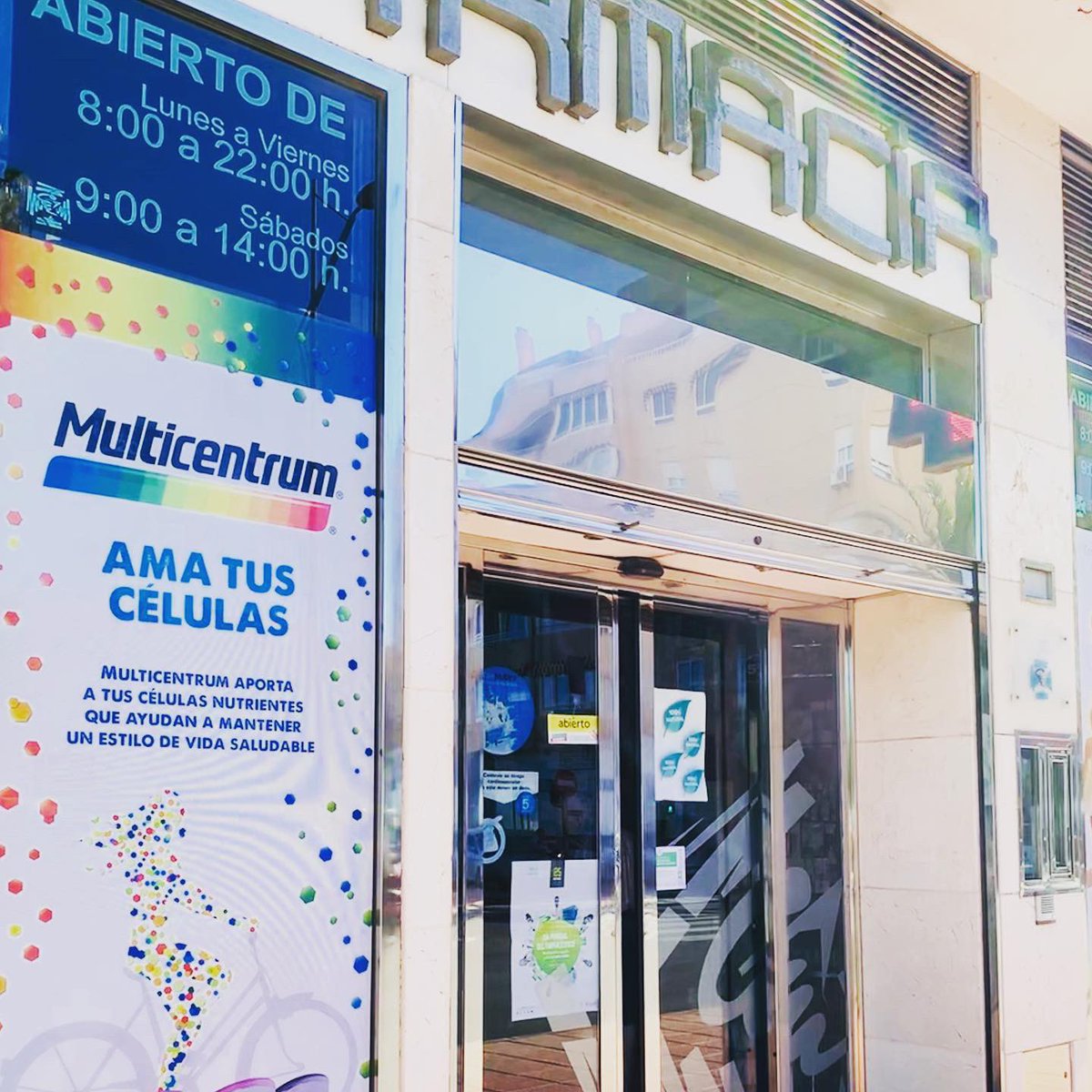 FciaPresidente's tweet photo. 🍏🍊🍓🍋🍆AMA TUS CÉLULAS
¿De vuelta a la rutina? ¿Necesitas un aporte extra de vitaminas?
En #farmapresi tenemos un #rasca de #Multicentrum 🌈
Te puede tocar un paraguas, una mochila, un termo. Participa 😃
#farmaciaenalmeria
#felizvueltaalgym
#farmaciapresidente https://t.co/yESsWYxYgf