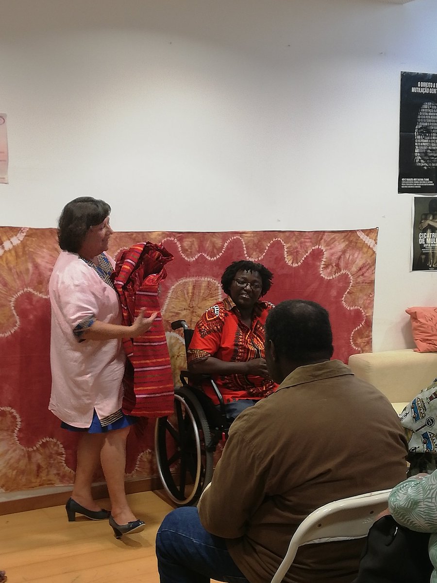 ADEGI_'s tweet photo. Comemoração do Dia da Independência da Guiné-Bissau na Associação Presença Feminina, com Ivone Gomes, professora, radicalista, missionária e heroína guineense https://t.co/4GUTavCTXT