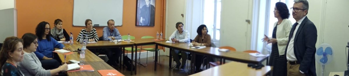 EducationESP's tweet photo. 🔴Formación ELE en el @Paris_IC
La Consejería de Educación ha participado en el curso de formación de profesores de #ELE del Instituto Cervantes de París.
📽️Ver la presentación: https://t.co/KXnG0b9eCT
@EmbEspFrancia #AcciónEducativaExterior #ELE #formación https://t.co/pIdWGow8yr