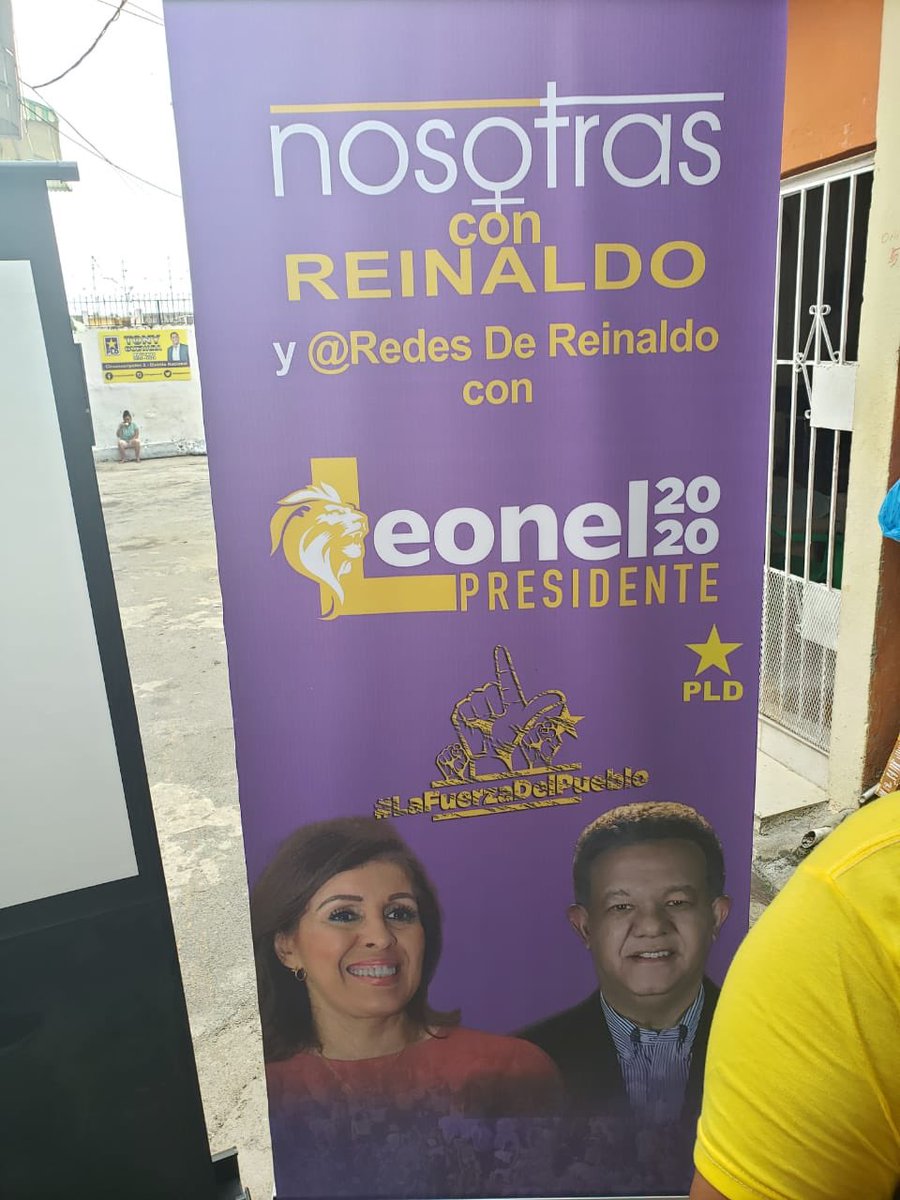 ramirez_fior's tweet photo. Se continúa con la inducción al voto, en hoyo chulin de Cristo Rey #lafuerzadelpuebloconleonel #ingridconleonel https://t.co/dNTr07c7z7