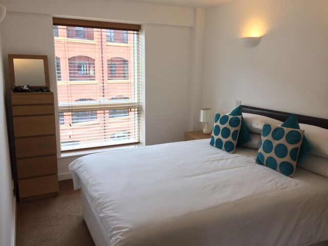 SWresidential's tweet photo. We have a two bedroom apartment, inclusive of WiFi &amp; BT TV. Furnished to a high standard and within walking distance to #Leeds Train Station. Available early October. https://t.co/BkPasXyi3H