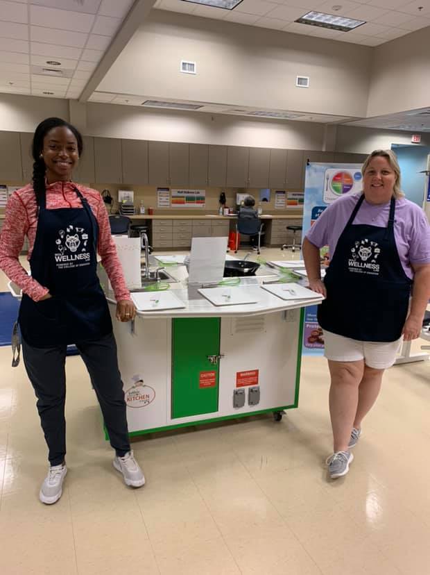 wolfwellnesslab's tweet photo. Our 10 person state of art kitchen on wheels is one of our favorite parts about the Wolf Wellness Lab! This is where we have nutrition education &amp;  team building activities. If you are interested in participating in one of the activities please email us at wolfwellness@westga.edu https://t.co/KIC4PKmazV